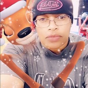 Meet your Posher, Sheneta